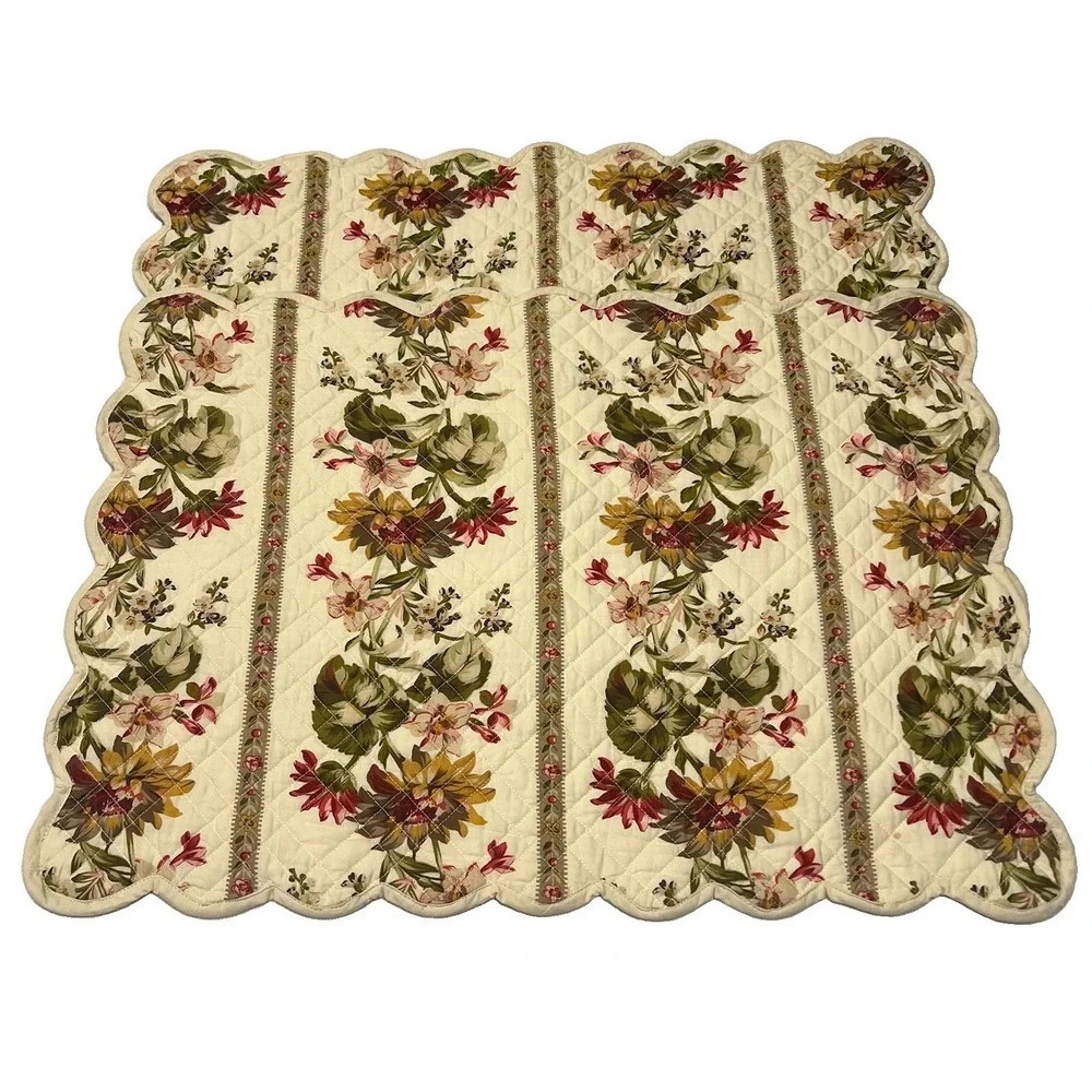 Williams Sonoma Vtg 2 English Country Garden Placemats Cottage Quilted Scalloped